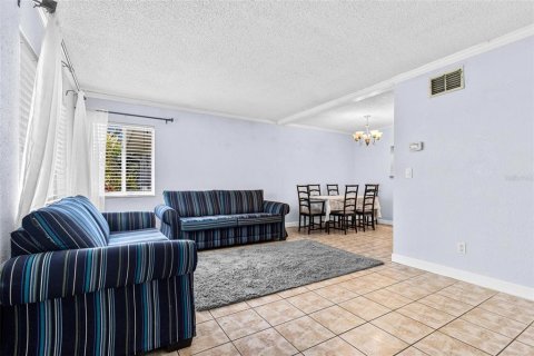 Adosado en alquiler en Clearwater, Florida, 2 dormitorios, 79.25 m2 № 1643346 - foto 3