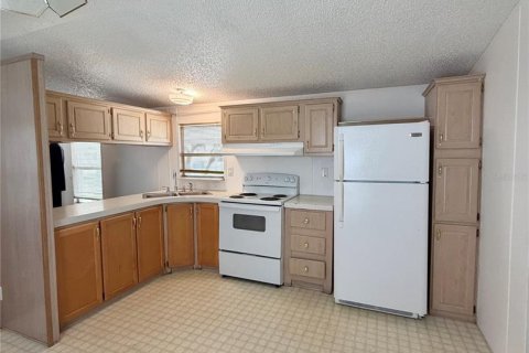 Apartment in Winter Haven, Florida 2 bedrooms, 85.84 sq.m. № 2378111 - photo 3