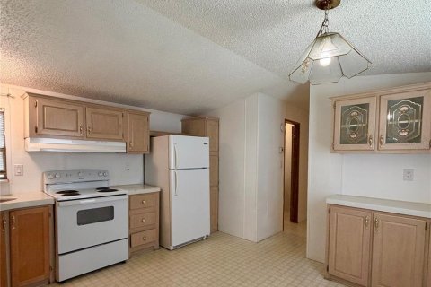 Apartment in Winter Haven, Florida 2 bedrooms, 85.84 sq.m. № 2378111 - photo 2