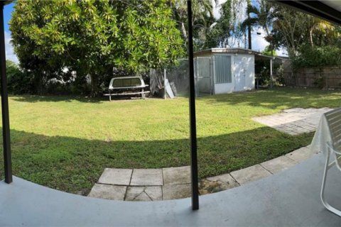 Купить виллу или дом в Майами, Флорида 3 спальни, 96.62м2, № 1998191 - фото 13