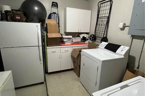 Купить виллу или дом в Майами, Флорида 3 спальни, 96.62м2, № 1998191 - фото 8