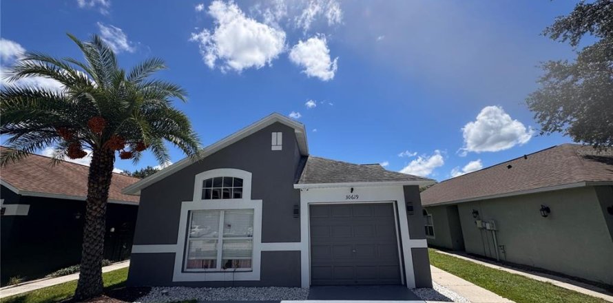 Casa en Wesley Chapel, Florida 3 dormitorios, 111.48 m2 № 1912783