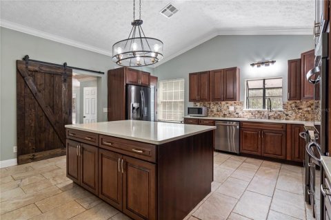 House in Hawthorne, Florida 4 bedrooms, 289.86 sq.m. № 2122511 - photo 9