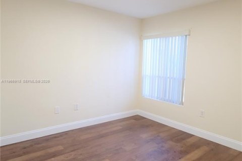 Copropriété à vendre à Oakland Park, Floride: 2 chambres, 116.69 m2 № 2028296 - photo 11