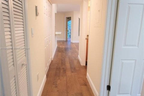 Copropriété à vendre à Oakland Park, Floride: 2 chambres, 116.69 m2 № 2028296 - photo 16