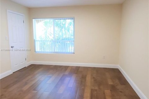 Copropriété à vendre à Oakland Park, Floride: 2 chambres, 116.69 m2 № 2028296 - photo 15