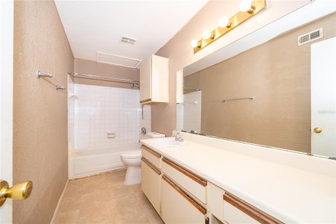 Condominio en venta en Orlando, Florida, 2 dormitorios, 92.9 m2 № 2099216 - foto 15