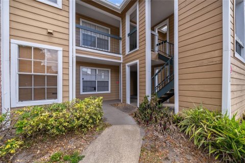 Condominio en venta en Orlando, Florida, 2 dormitorios, 92.9 m2 № 2099216 - foto 3