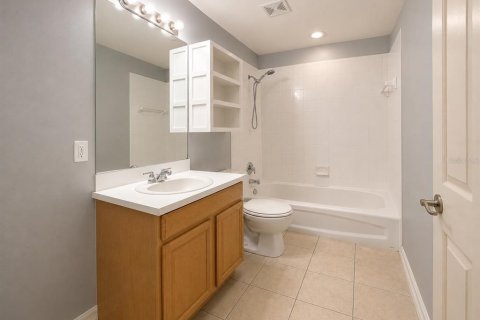 Adosado en alquiler en Bradenton, Florida, 2 dormitorios, 132.76 m2 № 2238444 - foto 9