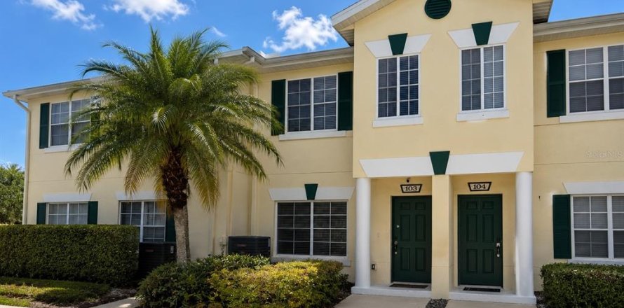Adosado en Bradenton, Florida 2 dormitorios, 132.76 m2 № 2238444