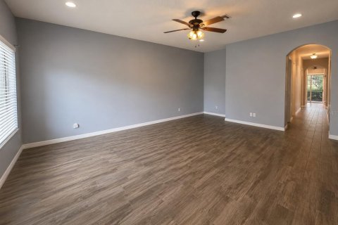 Adosado en alquiler en Bradenton, Florida, 2 dormitorios, 132.76 m2 № 2238444 - foto 4
