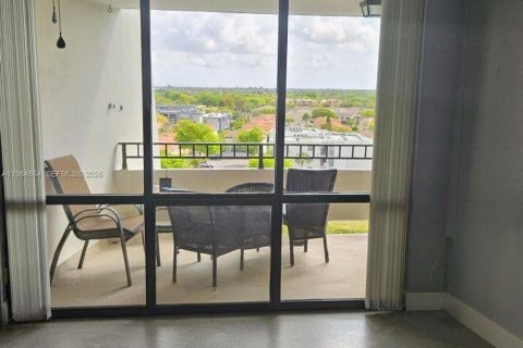 Купить кондоминиум в Майами, Флорида 2 спальни, 115.94м2, № 2045735 - фото 14