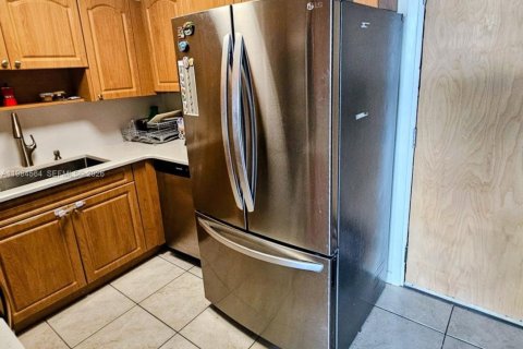 Купить кондоминиум в Майами, Флорида 2 спальни, 115.94м2, № 2045735 - фото 13