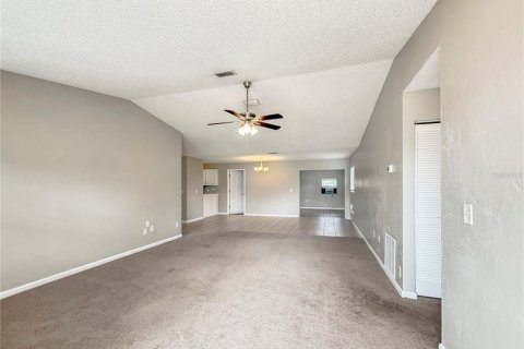Villa ou maison à louer à Palm Coast, Floride: 3 chambres, 147.81 m2 № 2109262 - photo 5
