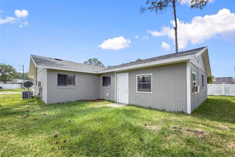 Villa ou maison à louer à Palm Coast, Floride: 3 chambres, 147.81 m2 № 2109262 - photo 18