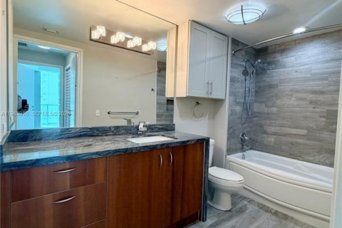 Copropriété à louer à Miami, Floride: 2 chambres, 93.46 m2 № 2026635 - photo 26