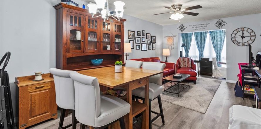 Condo in Bradenton, Florida, 1 bedroom № 1689758
