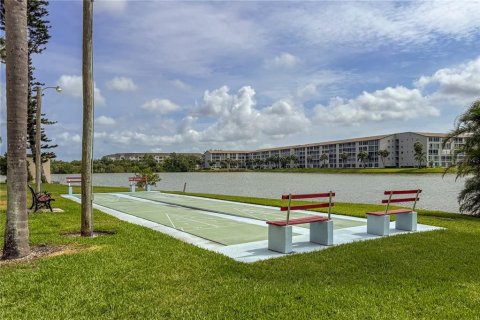 Condo in Bradenton, Florida, 1 bedroom  № 1689758 - photo 26