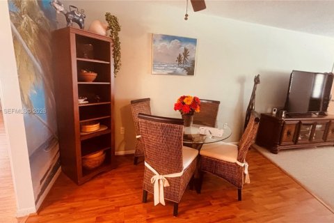 Casa en venta en Hutchinson Island South, Florida, 3 dormitorios, 151.62 m2 № 2172587 - foto 9