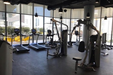 Condo in Miami, Florida, 1 bedroom  № 2012639 - photo 16