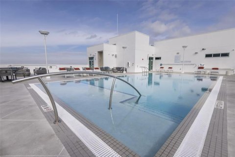 Apartamento en alquiler en Saint Petersburg, Florida, 3 habitaciones, 45.99 m2 № 1869428 - foto 7