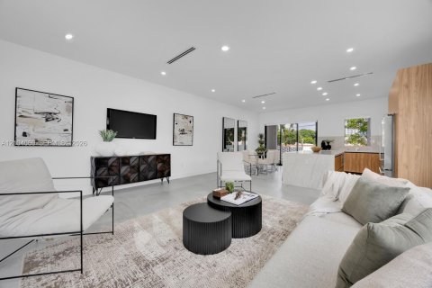 Touwnhouse à vendre à Miami, Floride: 4 chambres, 272.11 m2 № 2414467 - photo 8
