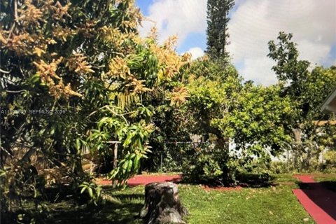 Villa ou maison à vendre à Margate, Floride: 3 chambres, 124.49 m2 № 2008494 - photo 3