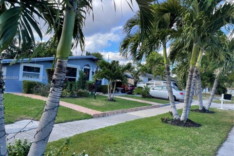 Villa ou maison à Margate, Floride 3 chambres, 124.49 m2 № 2008494