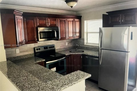 Villa ou maison à vendre à Margate, Floride: 3 chambres, 124.49 m2 № 2008494 - photo 5