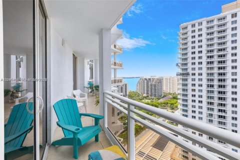 Copropriété à louer à Miami, Floride: 1 chambre, 95.78 m2 № 2387895 - photo 16