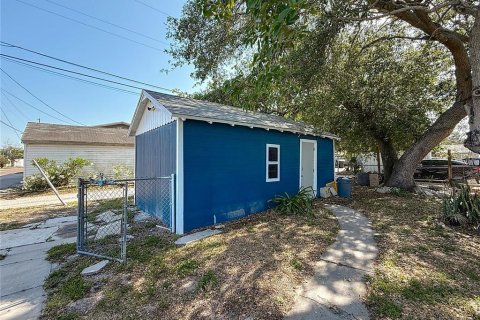 House in Saint Petersburg, Florida 2 bedrooms, 74.32 sq.m. № 1577551 - photo 17