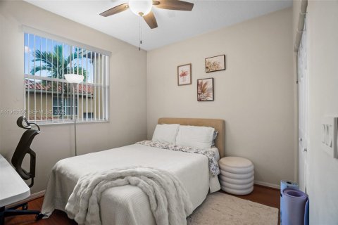 Touwnhouse à vendre à Dania Beach, Floride: 3 chambres, 129.23 m2 № 1999517 - photo 20