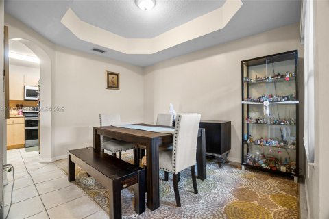 Touwnhouse à vendre à Dania Beach, Floride: 3 chambres, 129.23 m2 № 1999517 - photo 7