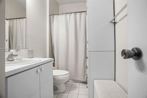 Touwnhouse à vendre à Dania Beach, Floride: 3 chambres, 129.23 m2 № 1999517 - photo 28