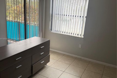 Снять в аренду кондоминиум в Майами, Флорида 2 спальни, 82.78м2, № 2020218 - фото 5