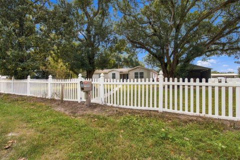 Villa ou maison à vendre à Zephyrhills, Floride: 4 chambres, 187.29 m2 № 2431861 - photo 6