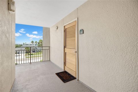 Condo in Ponce Inlet, Florida, 2 bedrooms  № 1917967 - photo 3