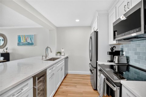 Condo in Ponce Inlet, Florida, 2 bedrooms  № 1917967 - photo 12