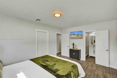 Villa ou maison à louer à Miami Gardens, Floride: 4 chambres, 142.98 m2 № 1922989 - photo 19