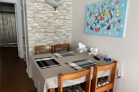 Купить кондоминиум в Майами, Флорида 1 спальня, 57.6м2, № 1958779 - фото 5