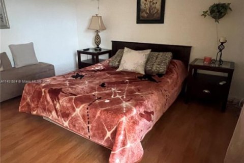 Купить кондоминиум в Майами, Флорида 1 спальня, 57.6м2, № 1958779 - фото 6