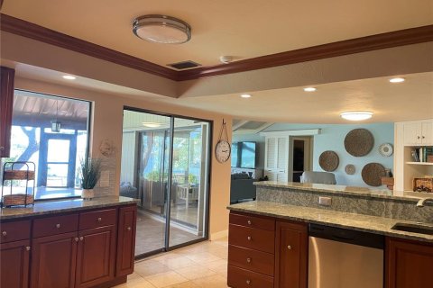 House in Nokomis, Florida 4 bedrooms, 239.22 sq.m. № 563856 - photo 16