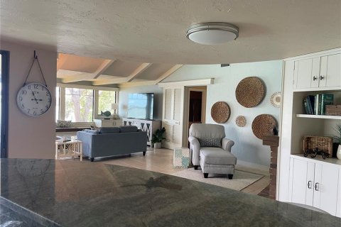 House in Nokomis, Florida 4 bedrooms, 239.22 sq.m. № 563856 - photo 12