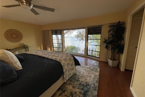 House in Nokomis, Florida 4 bedrooms, 239.22 sq.m. № 563856 - photo 23