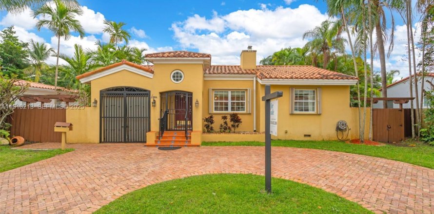 Villa ou maison à Miami, Floride 3 chambres, 155.05 m2 № 1987382