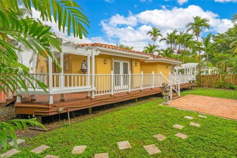 Villa ou maison à vendre à Miami, Floride: 3 chambres, 155.05 m2 № 1987382 - photo 29