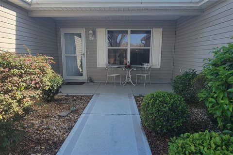 House in The Villages, Florida 3 bedrooms, 141.86 sq.m. № 1630345 - photo 2