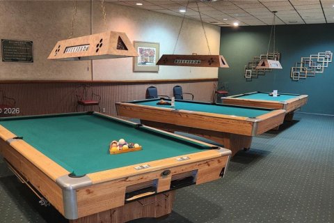 Condo in Pembroke Pines, Florida, 1 bedroom № 2039995 - photo 5