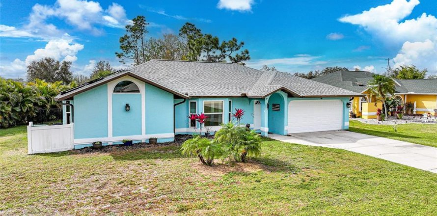Casa en Punta Gorda, Florida 3 dormitorios, 178.47 m2 № 1519550