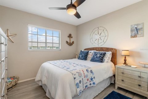 Condo in Punta Gorda, Florida, 2 bedrooms  № 2379067 - photo 23